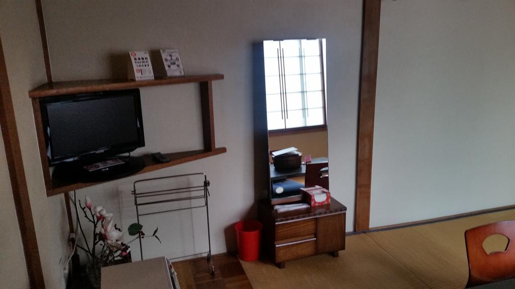 Henmi Ryokan Hakodate Quarto foto