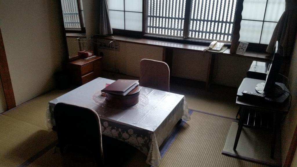 Henmi Ryokan Hakodate Quarto foto